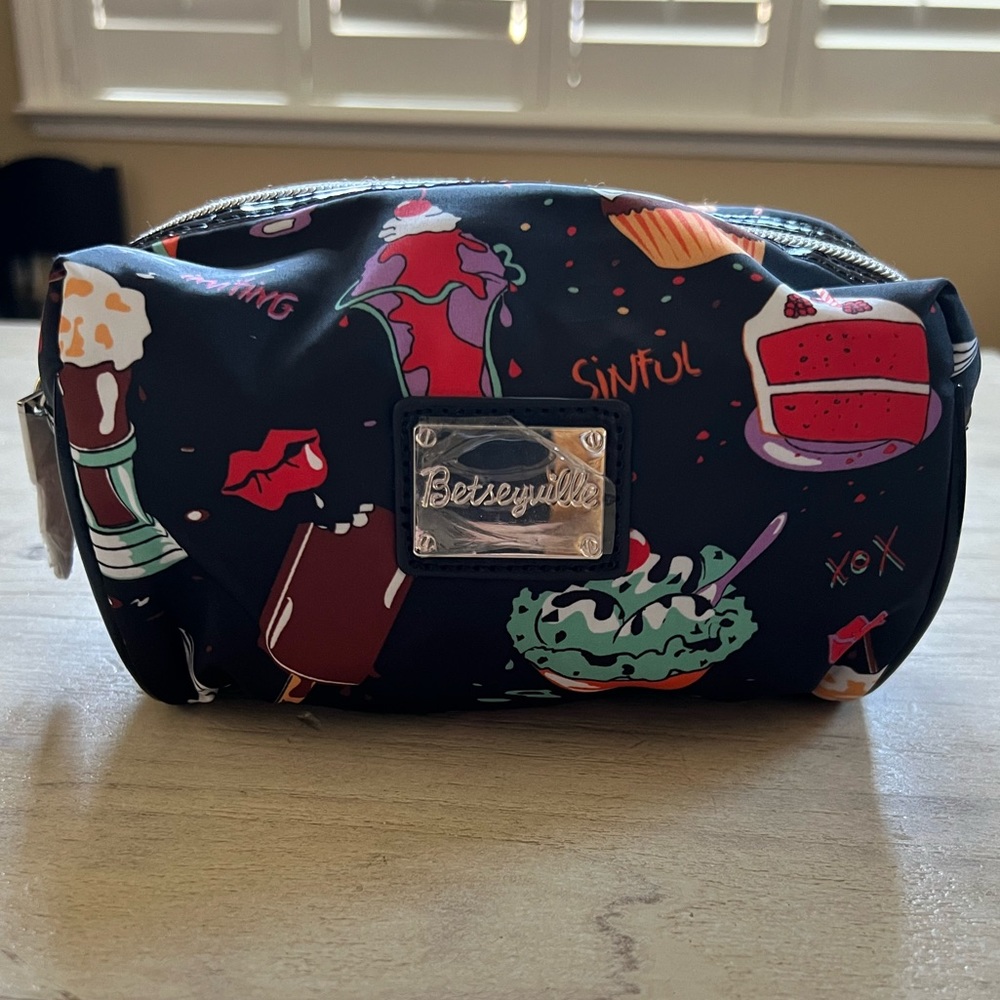 Betseyville Sweet treat cosmetic bag